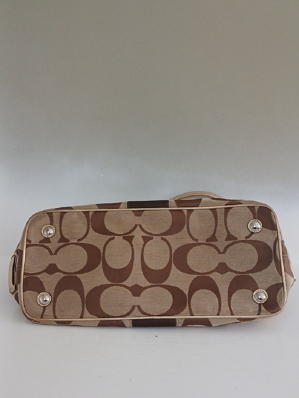 Coach Signature Brown Canvas Tote with Kiss Lock - Picture 4 of 7